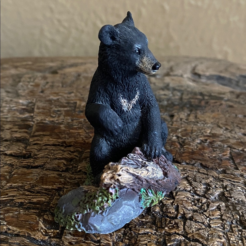 🐾Vintage🐾Hallmark Limited Edition Majestic Wilderness Collection Black Bear - Picture 3 of 10